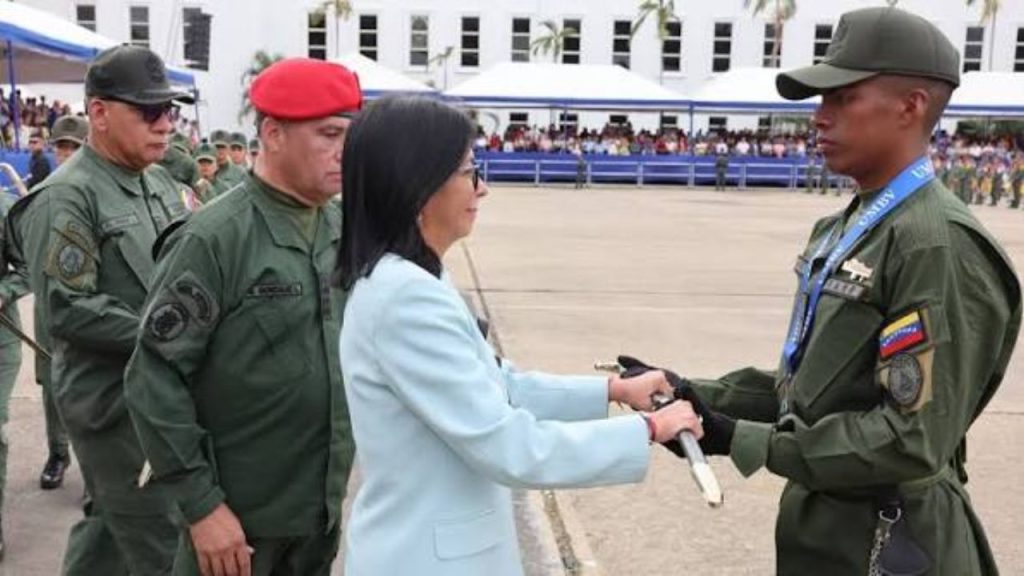 Reconocimiento internacional y despliegue inmediato de las tropas